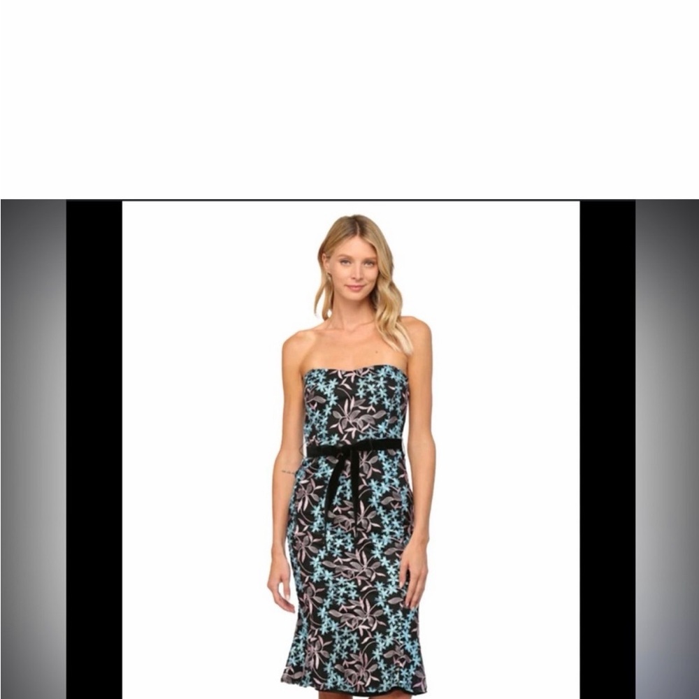 Fate Floral Strapless Dress in Black and Blue